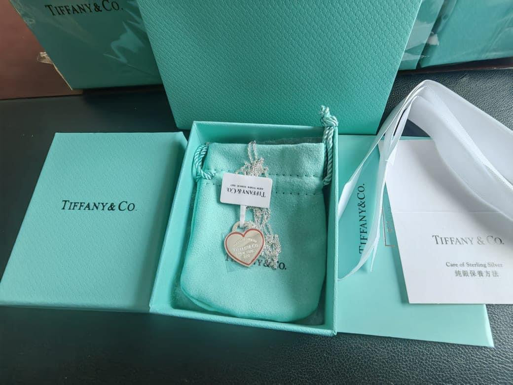.925 Outlined Heart Tag