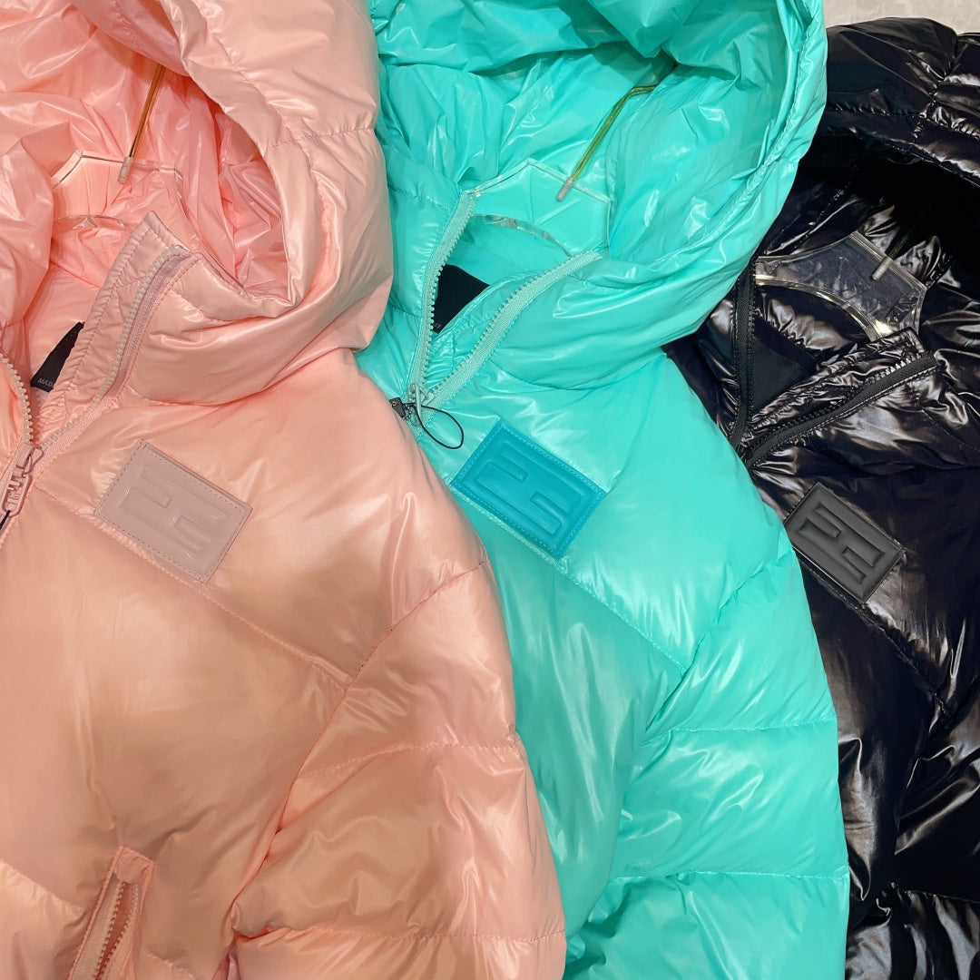 “FNDI” Gloss Puffer