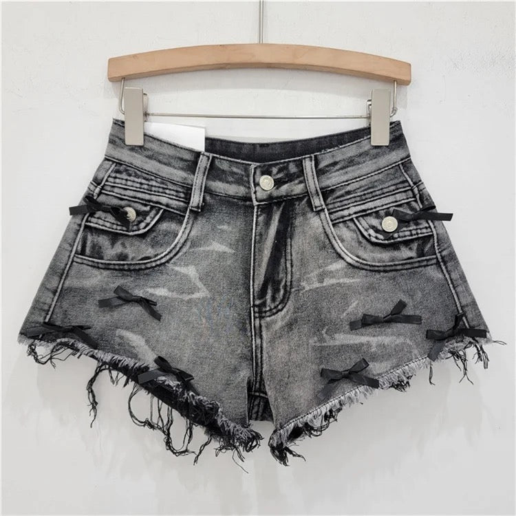 “Baby Bow” Short Shorts