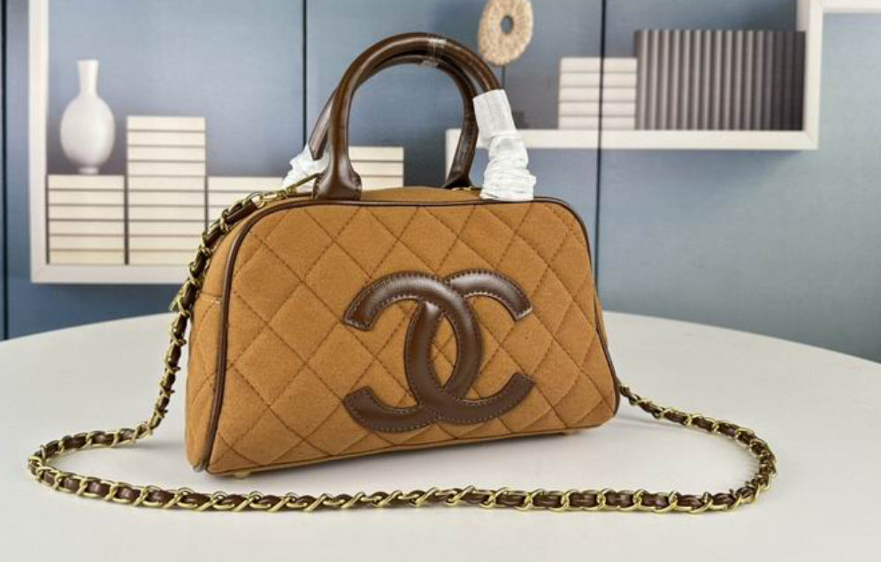 CC Suede Cambon